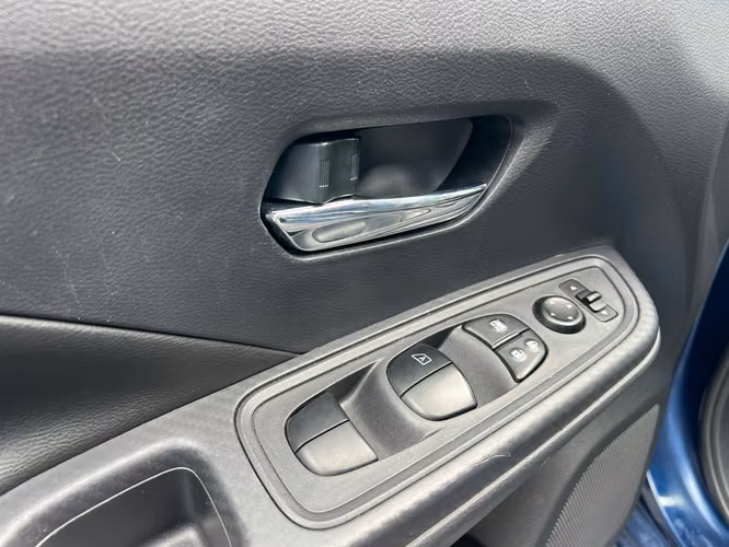 Nissan Versa - Imagen 8