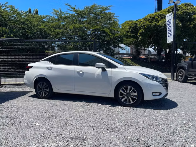 Nissan Versa - Imagen 3
