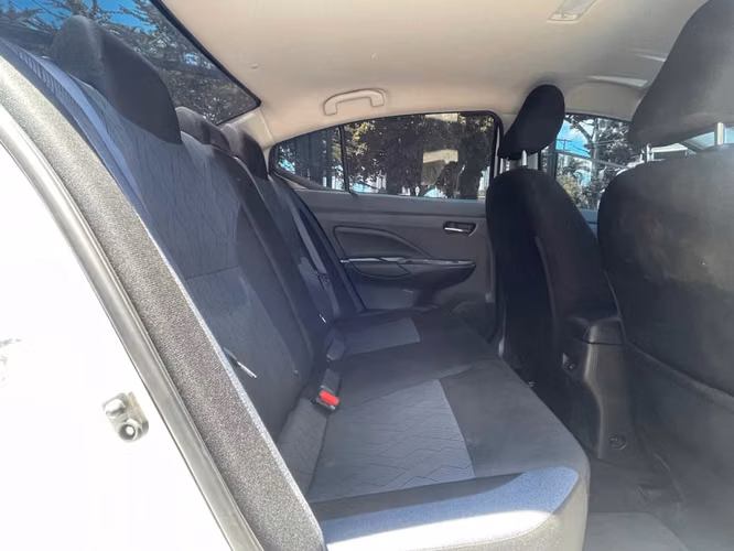 Nissan Versa - Imagen 7