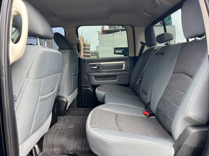 Dodge Ram 1500 - Imagen 7