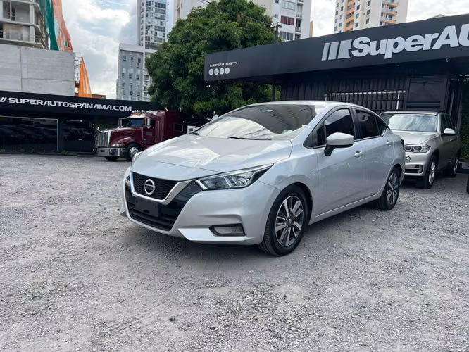 Nissan Versa - Imagen 3