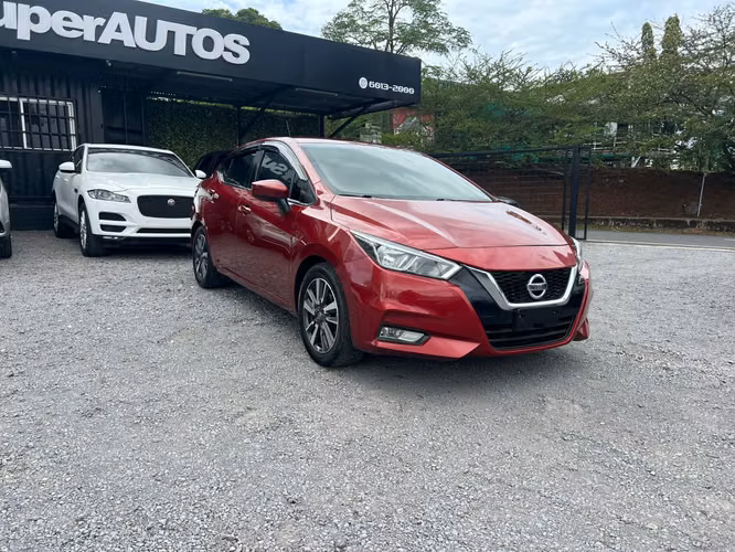 Nissan Versa - Imagen 2