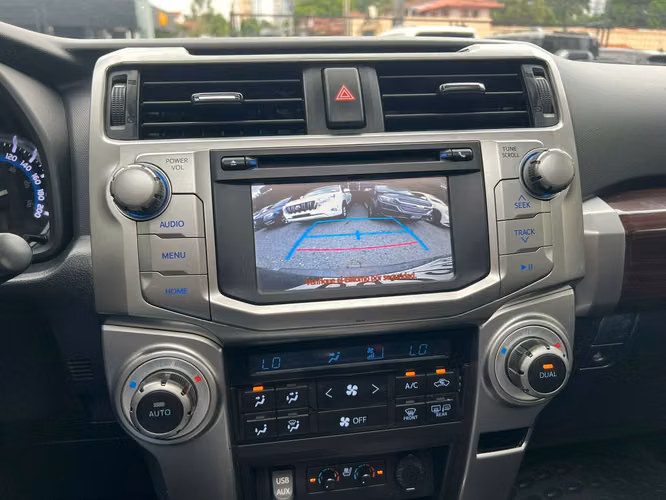 Totota 4 Runner - Imagen 14