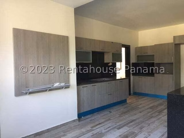 Se Vende Casa en Clayton MDV27-916