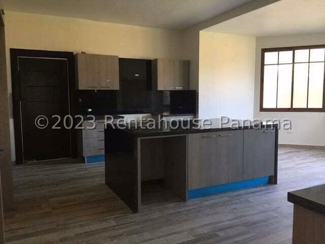 Se Vende Casa en Clayton MDV27-916