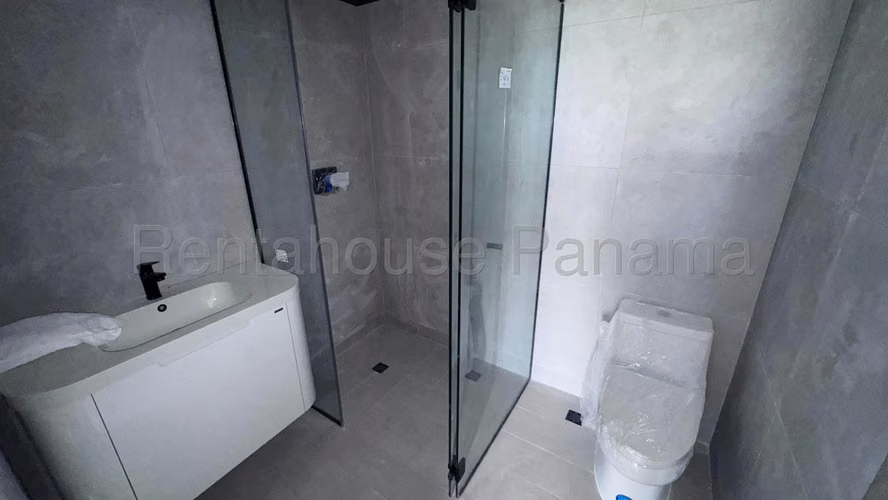 Se Vende Apartamento en Condado del Rey MDV27-946
