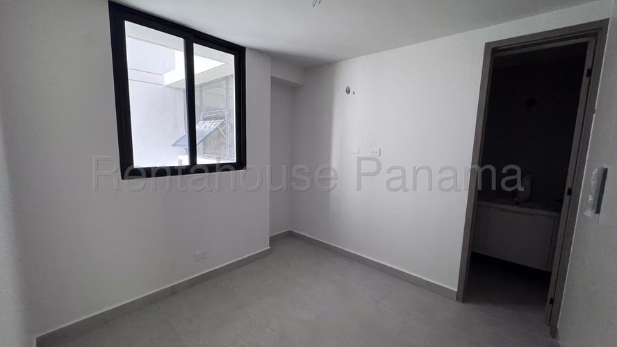 Se Vende Apartamento en Condado del Rey MDV27-946