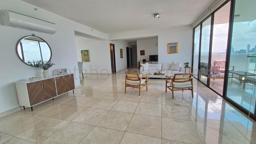 Apartamento en Venta en Coco del Mar SYH