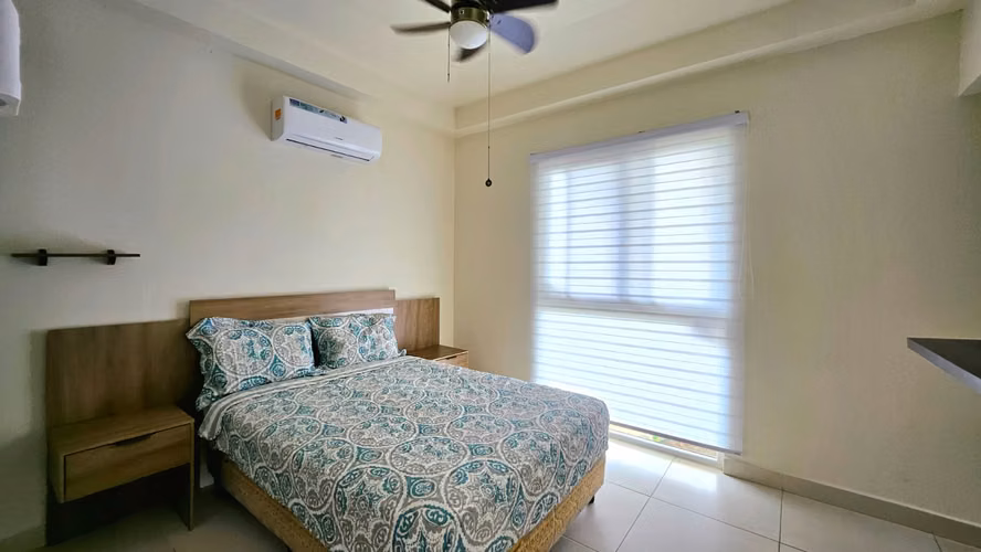 Venta de linda casa en playa dorada