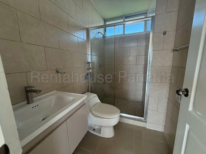 APARTAMENTO EN VENTA EN CHANIS 118 m2
