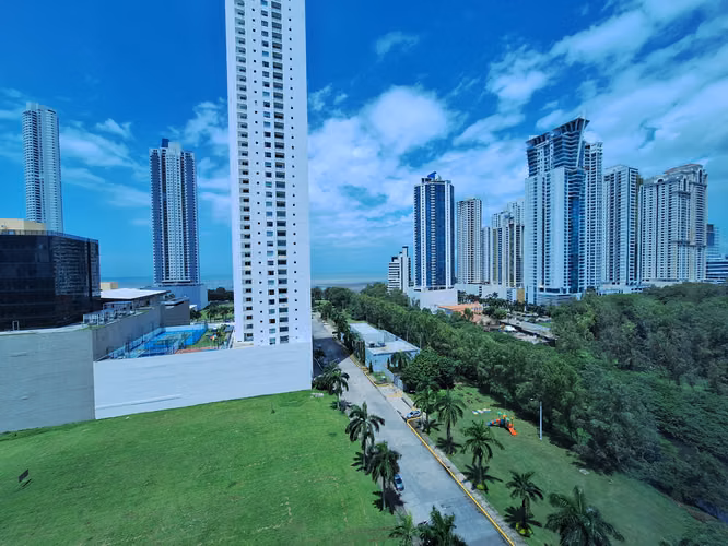 ALQUILER APARTAMENTO AMOBLADO PH ARCADIA