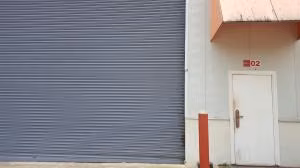 Alquiler de Bodega con 252m2 en Las Mañanitas PH Airport Commercial 26-3977SR
