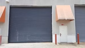 Alquiler de Bodega con 252m2 en Las Mañanitas PH Airport Commercial 26-3977SR