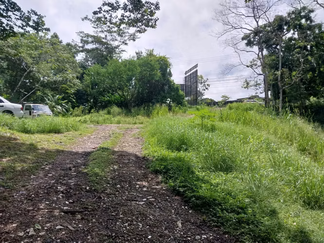 Se Vende Terreno Comercial en Las Cumbres – Excelente Ubicación sobre la Vía Transístmica