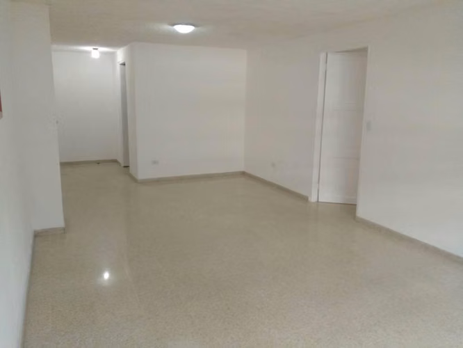 Se alquila apartamento - Imagen 3