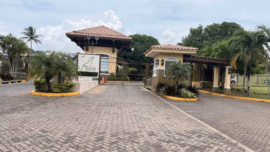 IS RENTED COZY APARTMENT IN TUCCAN, COLCOLI