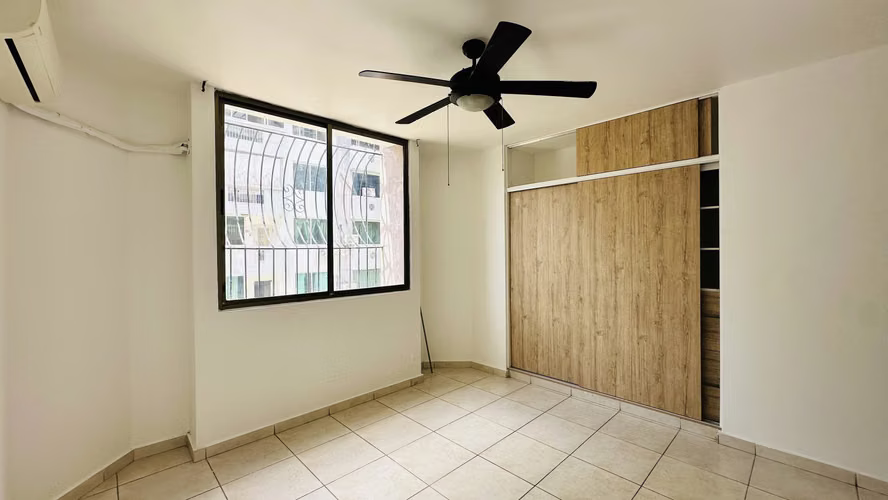 ALQUILER | Apartamento remodelado en PH Royal Torre, Calle 44, Bella Vista, $900