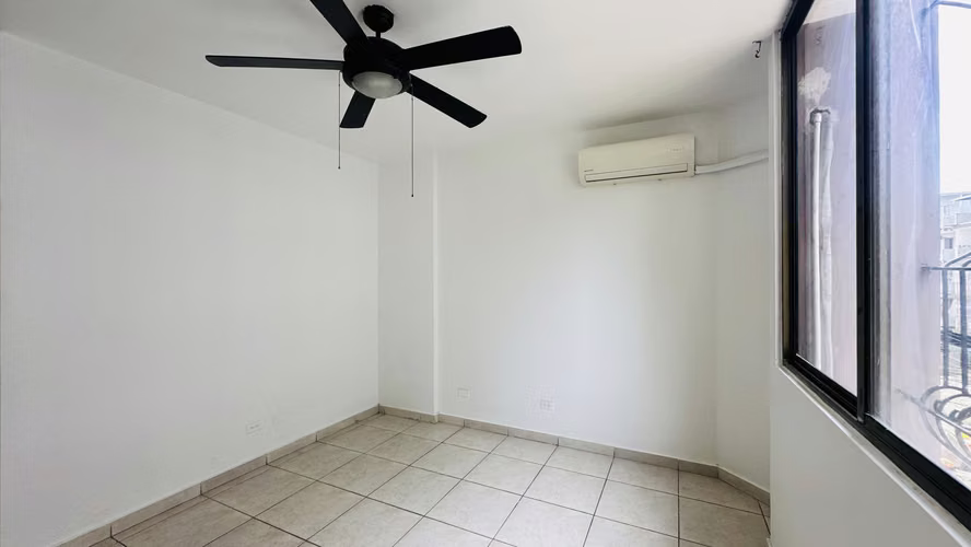 ALQUILER | Apartamento remodelado en PH Royal Torre, Calle 44, Bella Vista, $900