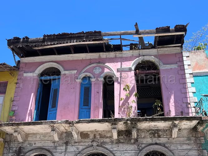 Venta de Consultorio en Casco Antiguo CASA MELISSA Solo Cliente Directo MC