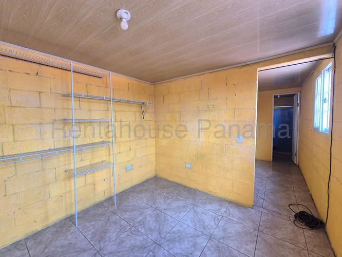 MB25-6671 Venta de Casa en Tocumen Altos Plaza Tocumen Solo Cliente Directo