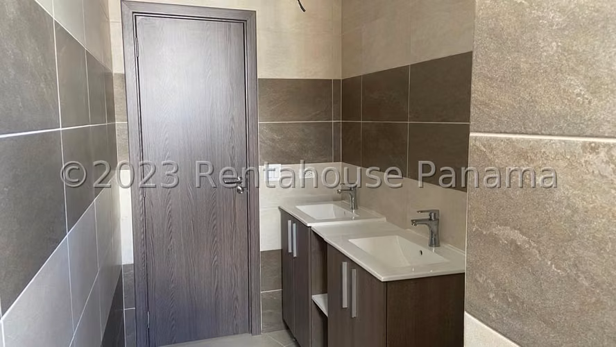 RR VENTA DE APARTAMENTO EN EL CANGREJO PH CRANC TOWER