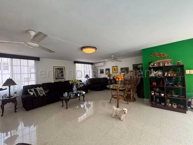 House for sale in Obarrio House 400 Mts PD