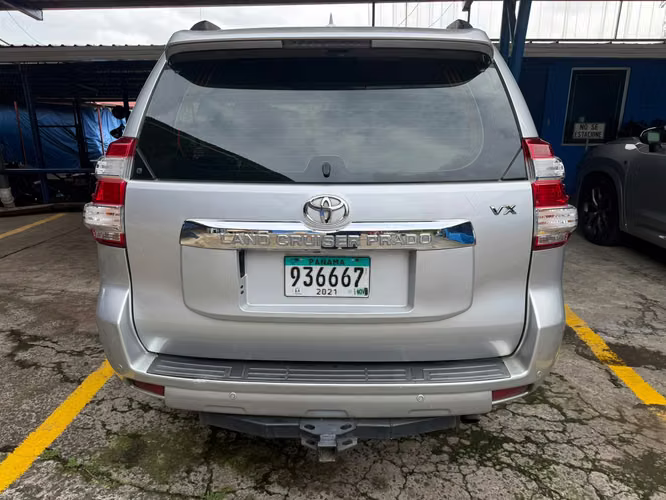 Toyota Prado VX, FULL EXTRAS, excelentes condiciones.