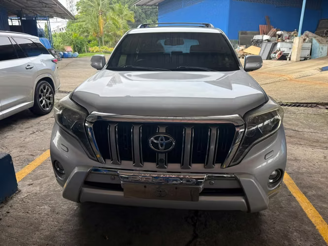 Toyota Prado VX, FULL EXTRAS, excelentes condiciones.