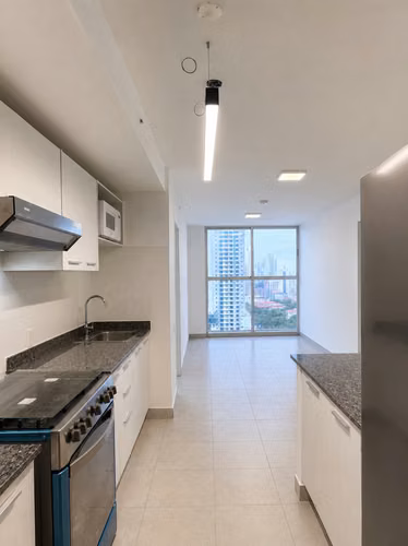 Se alquila moderno apartamento a estrenar en PH Alai, Via España - Imagen 2