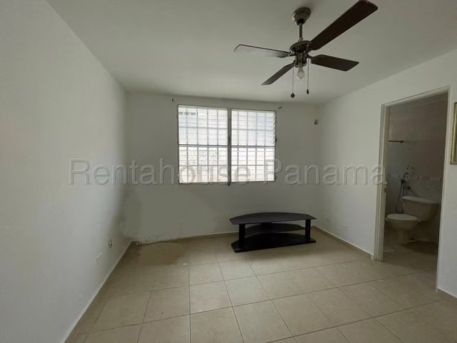 Casa en venta de 319m2 en Brisas del Golf