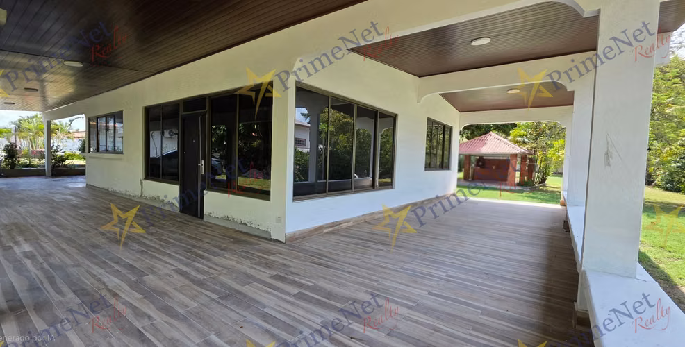 CASA DE PLAYA EN VENTA – Coronado