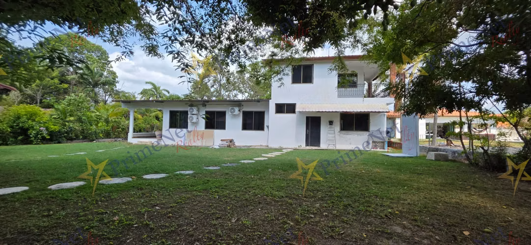 CASA DE PLAYA EN VENTA – Coronado