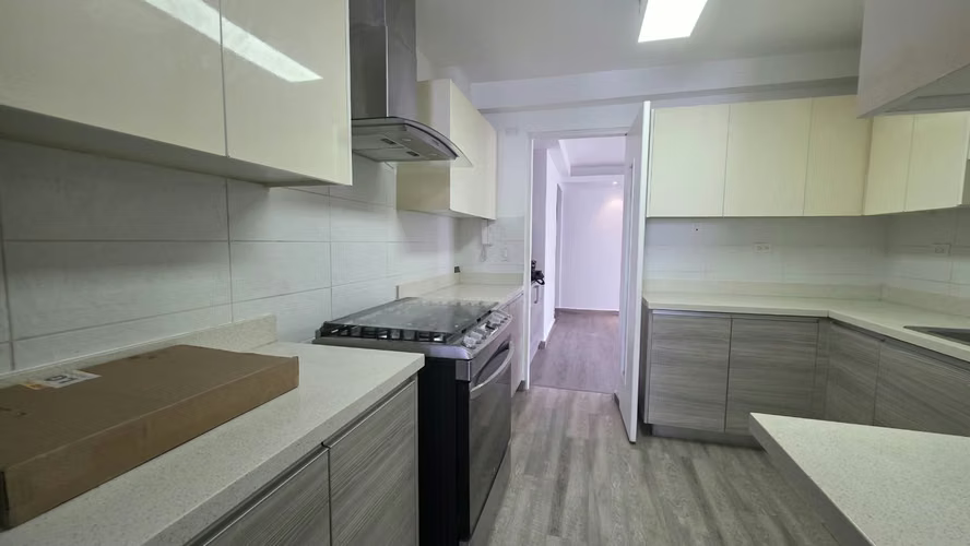 APARTAMENTO EN VENTA – PH Balboa Bay Negociable