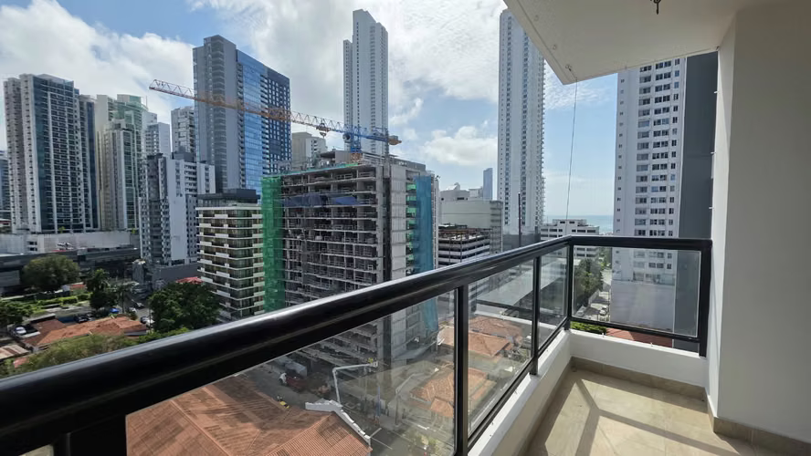APARTAMENTO EN VENTA – PH Balboa Bay Negociable
