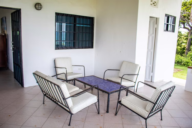CASAS FRENTE AL MAR EN ALQUILER – Río Mar