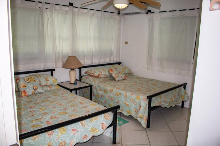 CASAS FRENTE AL MAR EN ALQUILER – Río Mar