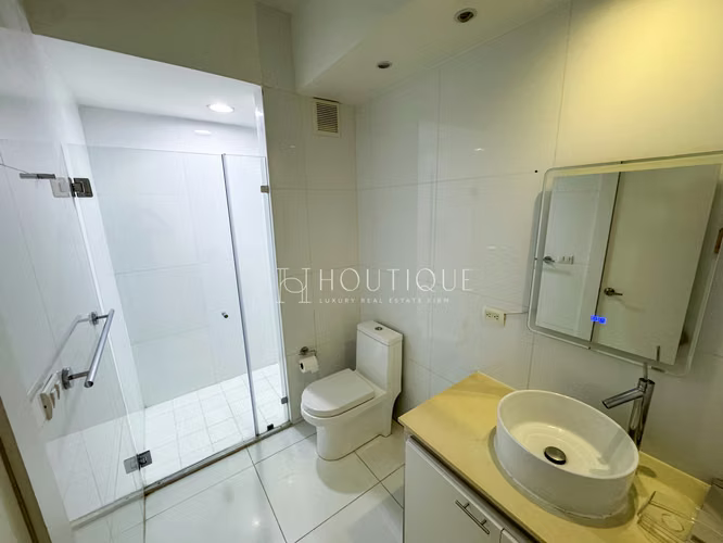 Alquiler de Apartamento Amoblado en Av Balboa PH Arts & Yoo