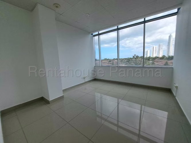 Office Rental in Costa del Este Plaza Real Direct LFC Client Only