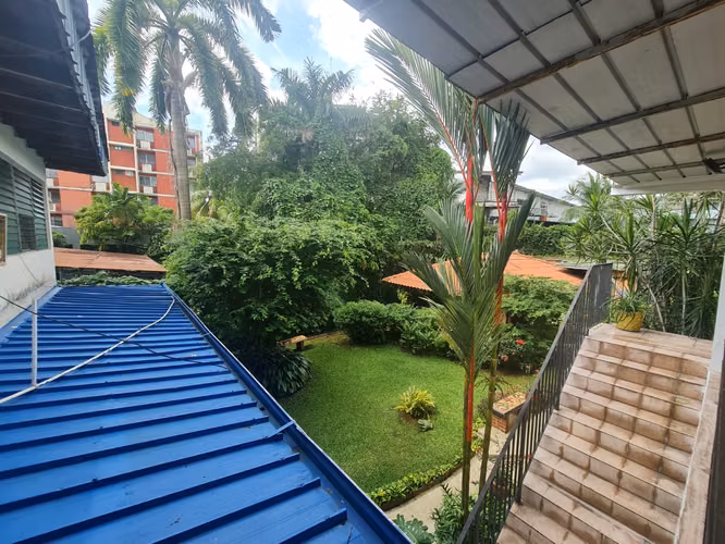 CASA COMERCIAL O RESIDENCIAL EN EL CARMEN - TERRENO: 1,010.25 m²
