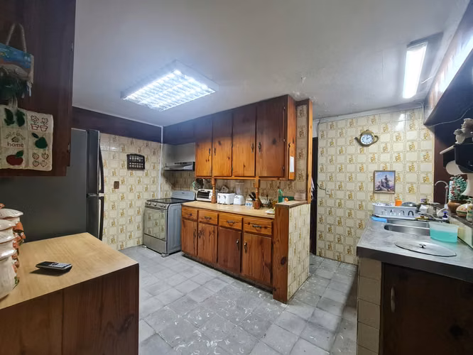CASA COMERCIAL O RESIDENCIAL EN EL CARMEN - TERRENO: 1,010.25 m²