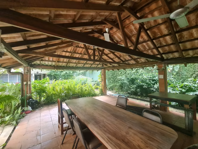 CASA COMERCIAL O RESIDENCIAL EN EL CARMEN - TERRENO: 1,010.25 m²