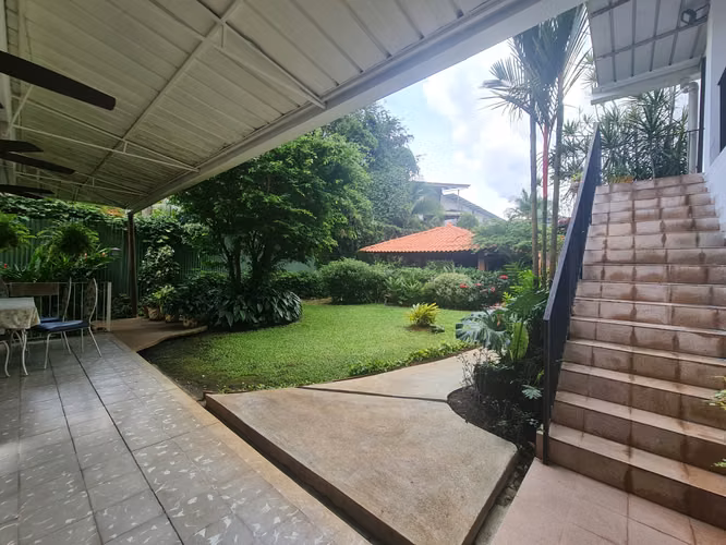 CASA COMERCIAL O RESIDENCIAL EN EL CARMEN - TERRENO: 1,010.25 m²