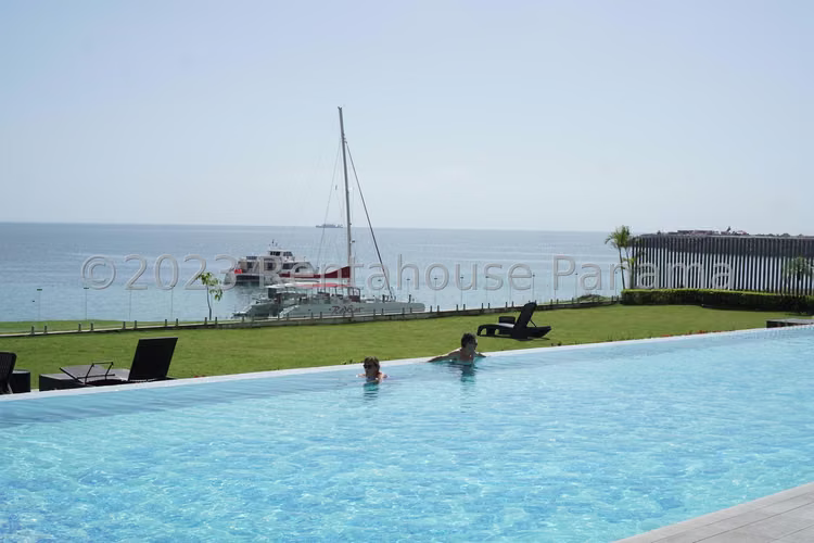 Venta de Apartamento en Punta Pacifica Ph Grand Tower NS