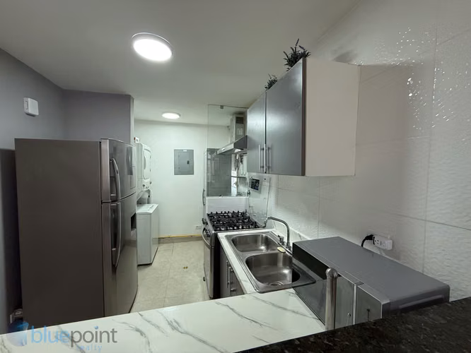 Alquilo apartamento en PH Los Toneles 2Rec 2Baños, Vía España
