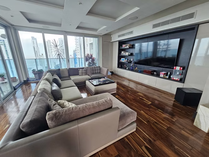 Apartamento en Coco del Mar I con amplia terraza y amplitud confort