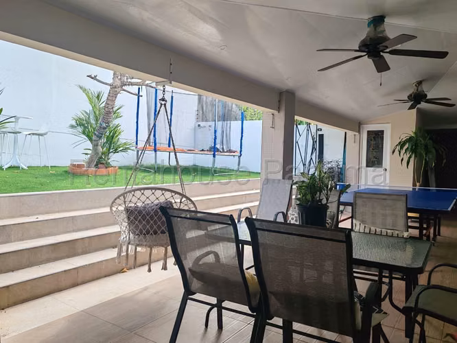 Exclusiva Casa en Venta en Río Abajo 26PPM7327