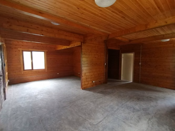 RENT-SALE Wooden Cabin House in Altos del María