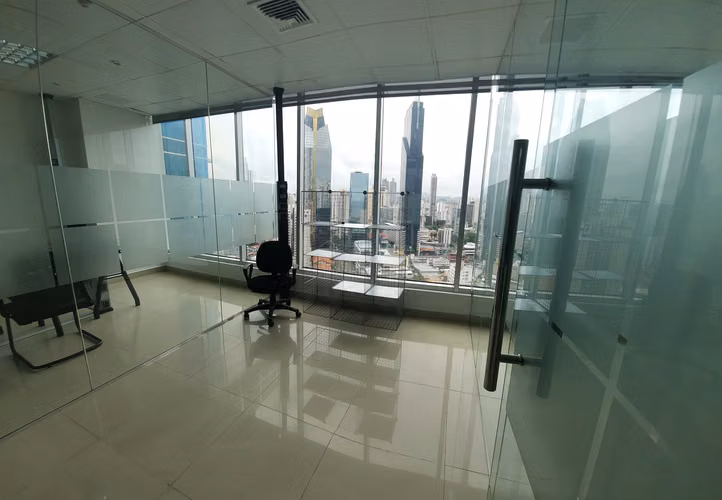 ALQUILER OFICINA 92 M2, PH OCEAN BUSINESS PLAZA, MARBELLA