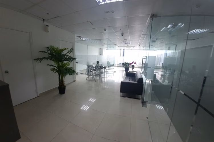 RENTAL OFFICE 92 M2, PH OCEAN BUSINESS PLAZA, MARBELLA