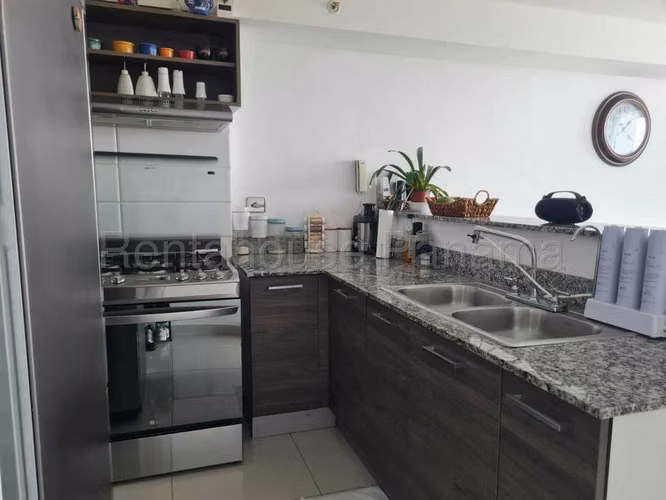 Apartamento en venta PH Mid Park Carrasquilla
